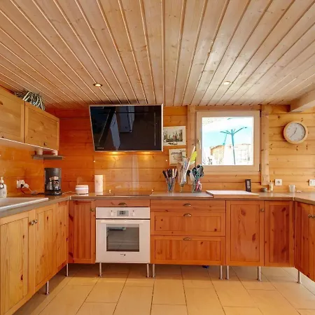 Holiday home In With Fireplace